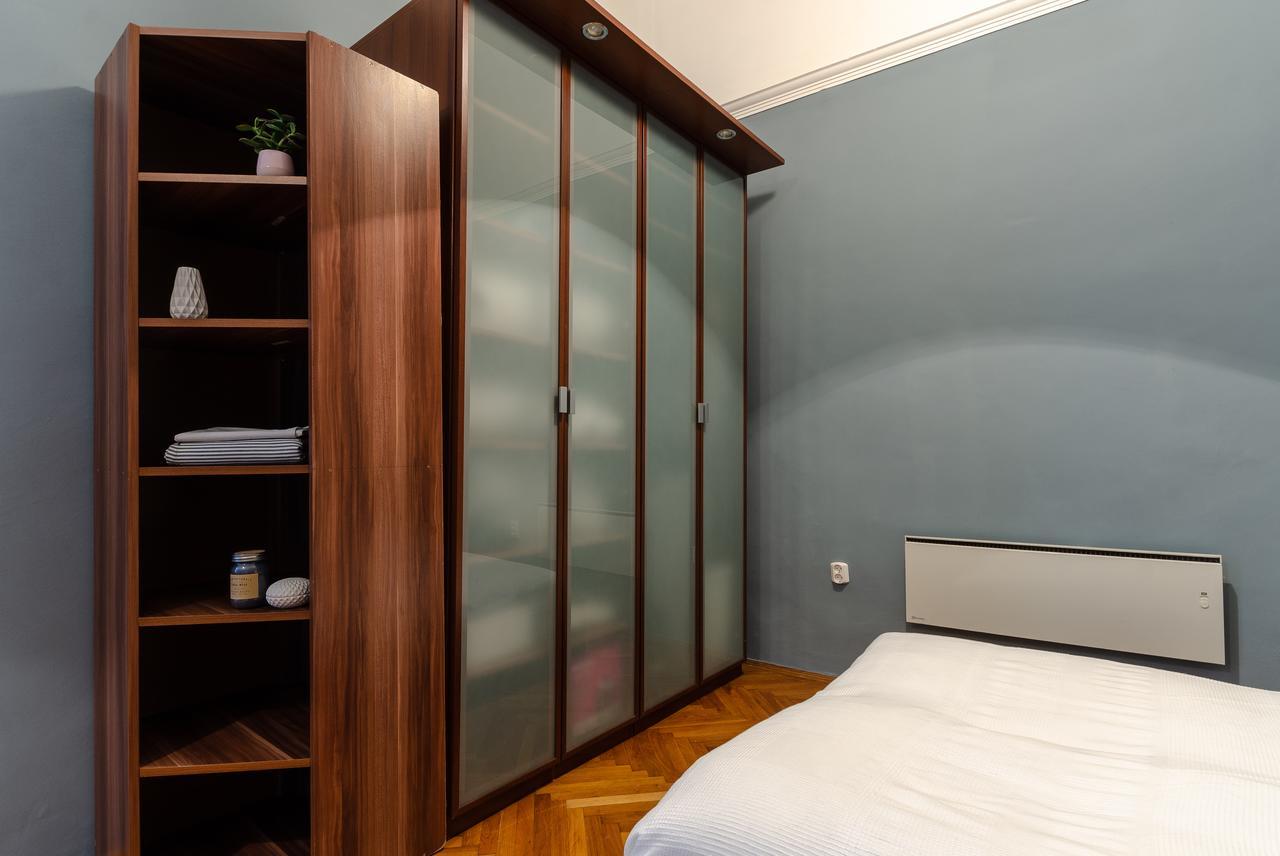 Savory Apartments Budapest Esterno foto