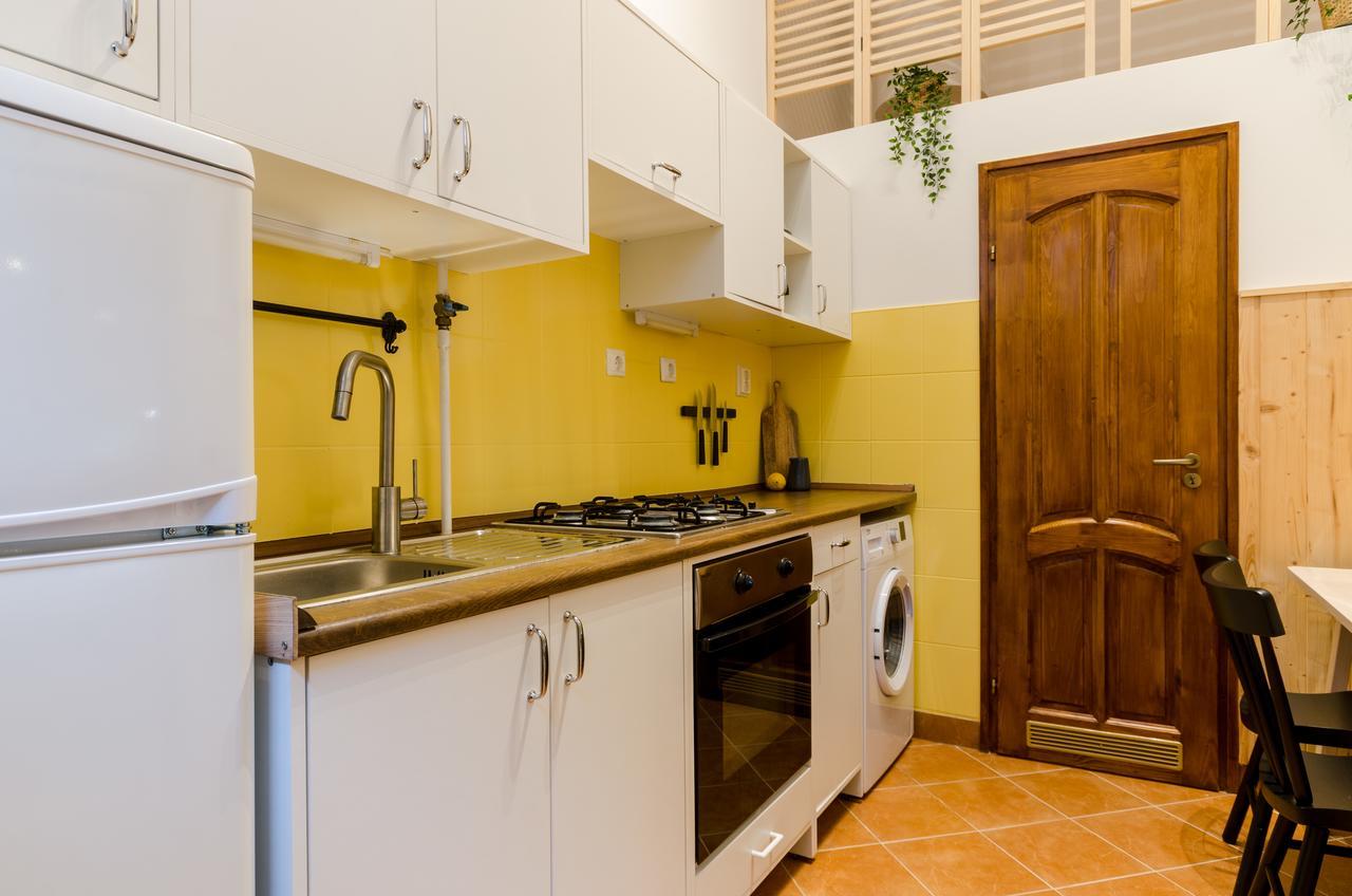 Savory Apartments Budapest Esterno foto